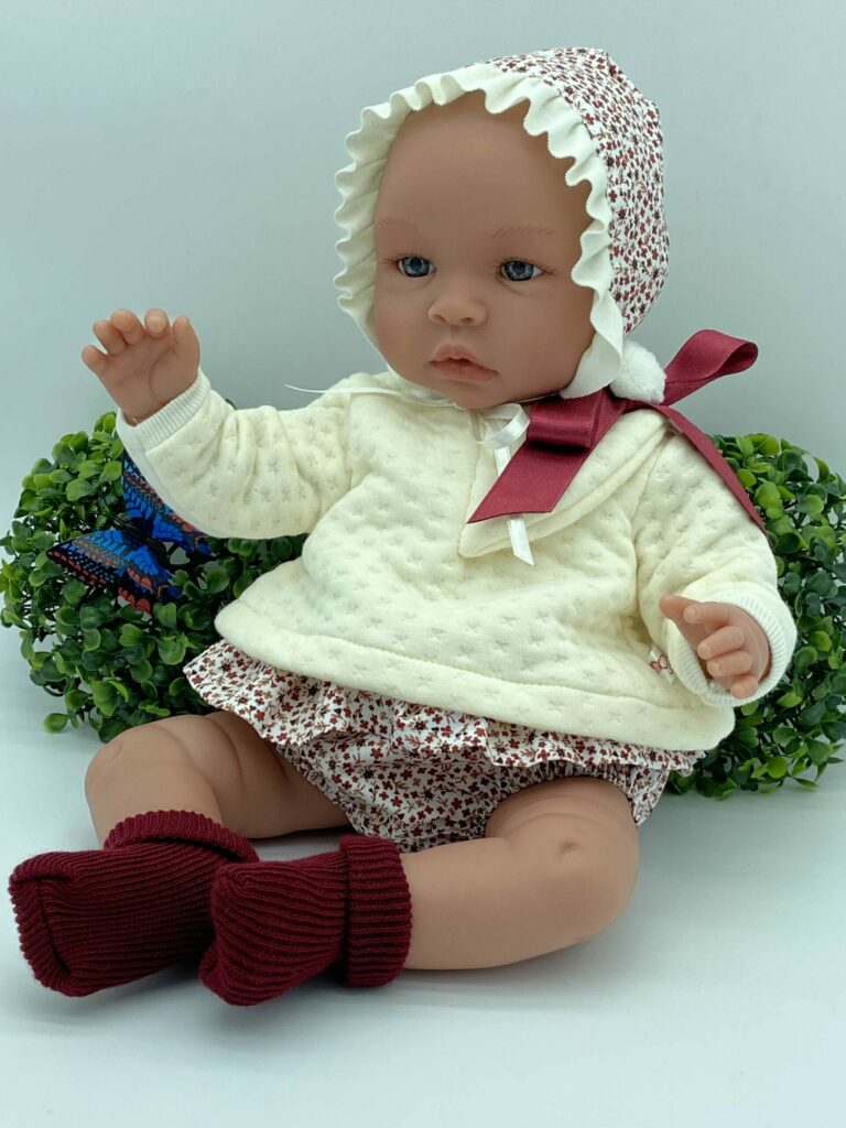 Muñeca Cuerpo De Tela Leonor Pololo Flores Granate 46 cm - Fabricado en España