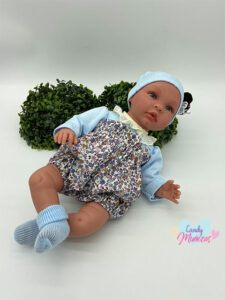 Muñeco Cuerpo De Tela Leo Pelele Flores Azules Pechera Celeste