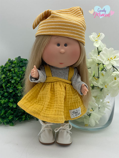 Muñeca Cuerpo De Vinilo Mia 30 cm - Fabricado en España