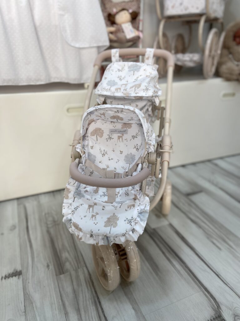 Silla de paseo gemelar para muñecas de 66 cm de altura manillar fabricado en España con bolso - NARA